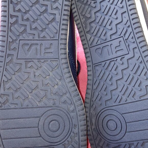 10.5 Fila High Tops Sneakers Blue Synthetic NWOT - Picture 6 of 9